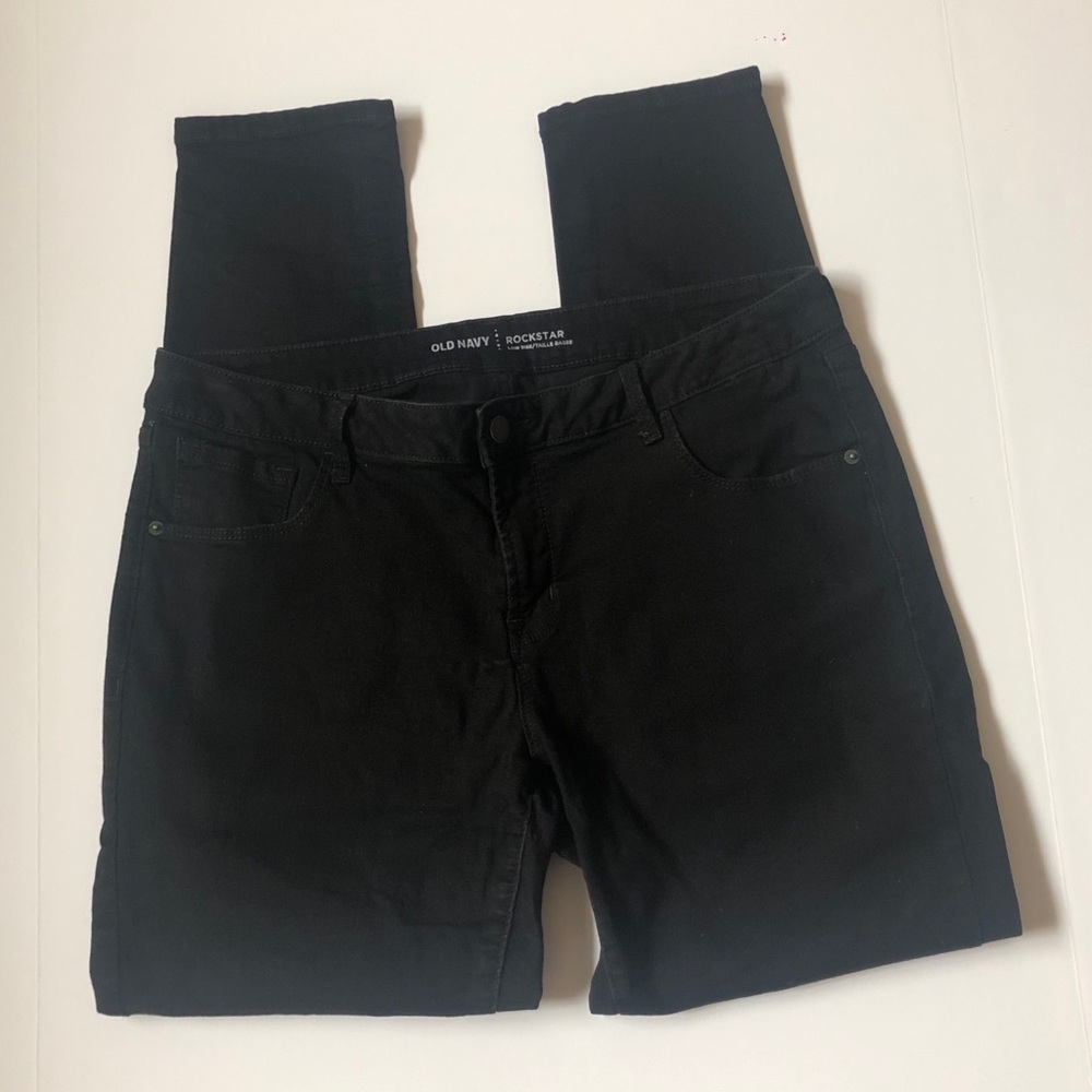 Old navy women’s rockstar low rise long black jean